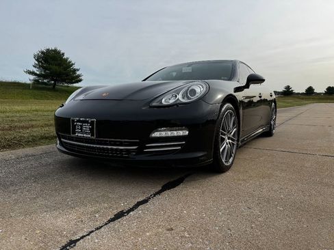 Used 2013 Porsche Panamera 4 image 12