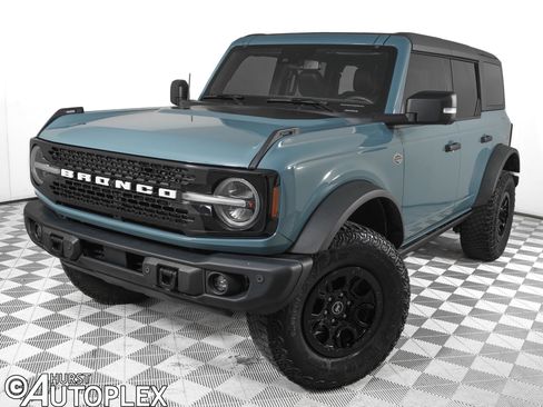 Used 2023 Ford Bronco Wildtrak AWD/4WD image 1