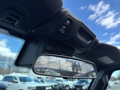 Used 2025 Jeep Wrangler Sport S image 41