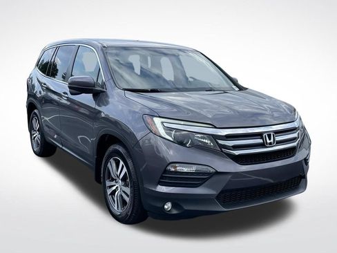 Certified 2018 Honda Pilot EX image 8