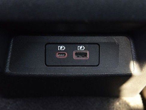 Used 2025 Nissan Altima 2.5 SV image 22