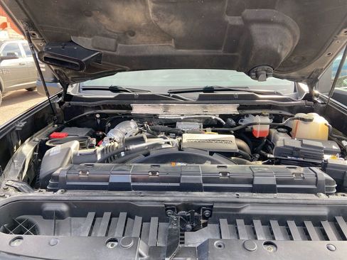 Used 2020 Chevrolet Silverado 3500 High Country image 16