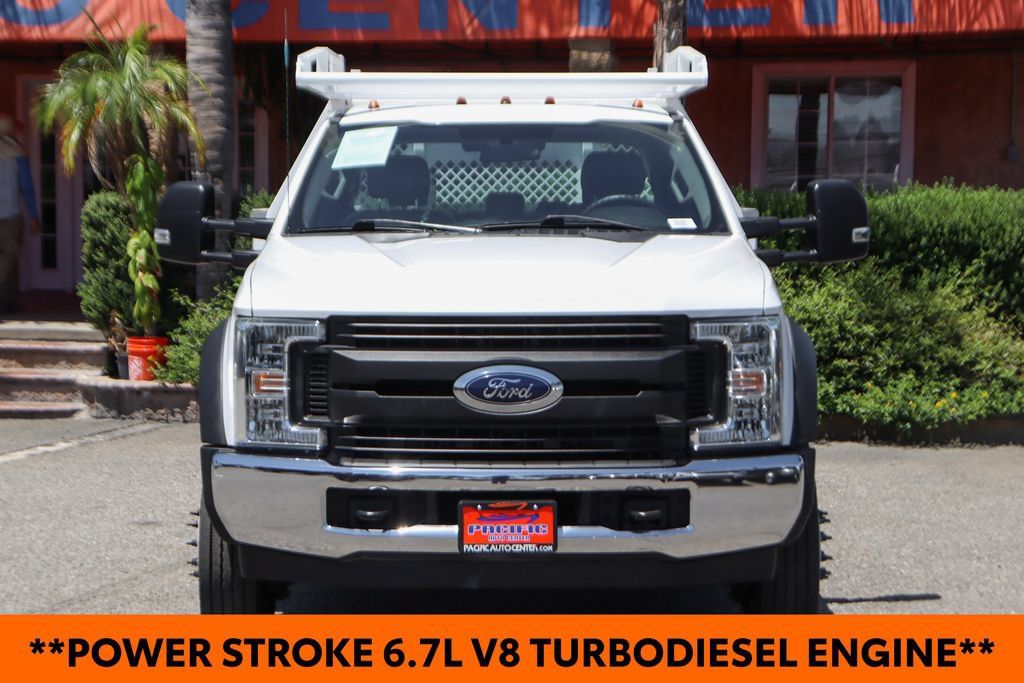 Used 2019 Ford F550 2WD Crew Cab Super Duty image 3