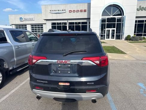 Used 2017 GMC Acadia SLT AWD/4WD image 4