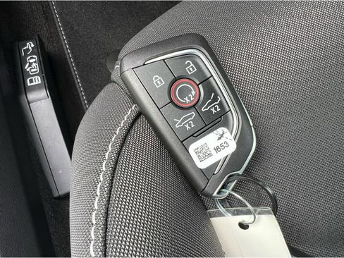 New 2026 Chevrolet Corvette Stingray Coupe w/ 1LT image 26