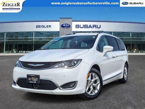 Used 2019 Chrysler Pacifica Touring-L w/ Advanced Safetytec Group image 1