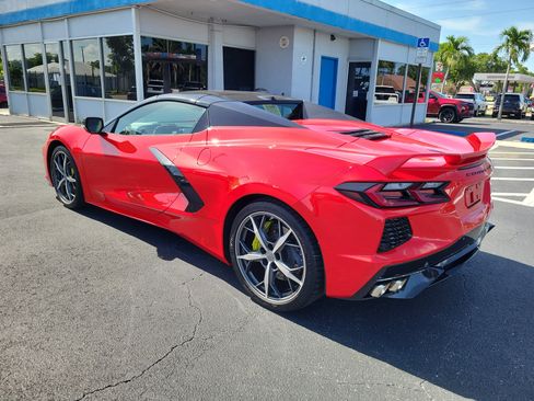 Used 2023 Chevrolet Corvette Stingray Premium Conv w/ Z51 Performance Package RWD image 4