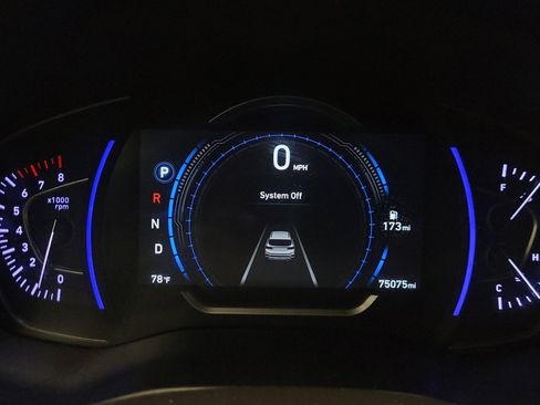 Used 2019 Hyundai Santa Fe FWD w/ Cargo Package image 23