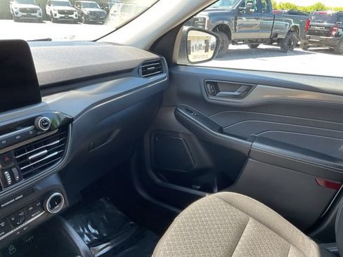 Used 2025 Ford Escape Active AWD/4WD image 35