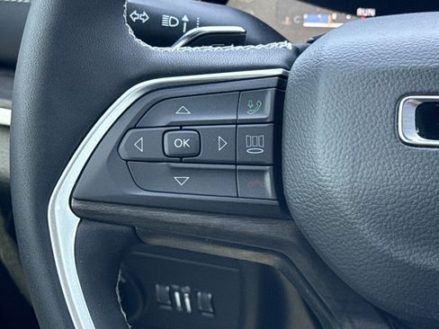 New 2026 Jeep Grand Cherokee Limited RWD image 19