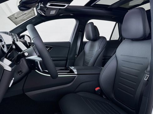 New 2026 Mercedes-Benz GLC 350e 4MATIC image 16