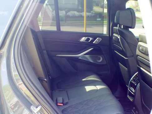 Used 2024 BMW X5 M60i image 54