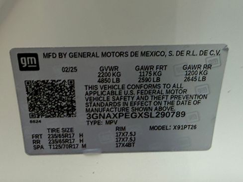 Used 2025 Chevrolet Equinox LT AWD/4WD image 28