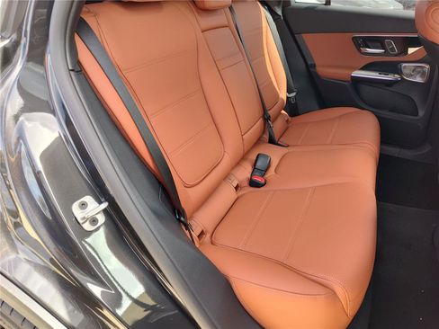 New 2026 Mercedes-Benz GLC 300 image 13