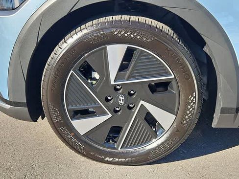 Used 2025 Hyundai Ioniq 5 SEL image 13