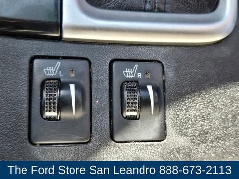 Used 2019 Toyota Highlander XLE AWD/4WD image 23