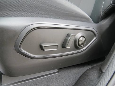 Certified 2024 Jeep Grand Cherokee Laredo X RWD image 17