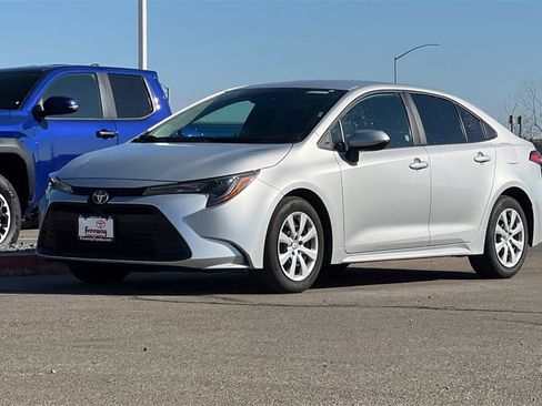 Certified 2025 Toyota Corolla LE image 10