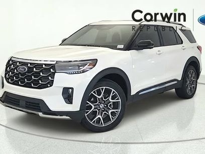 Certified 2025 Ford Explorer Platinum w/ Ultimate Package
