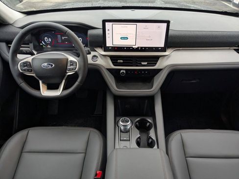 New 2026 Ford Explorer Active w/ Active Comfort Package image 16