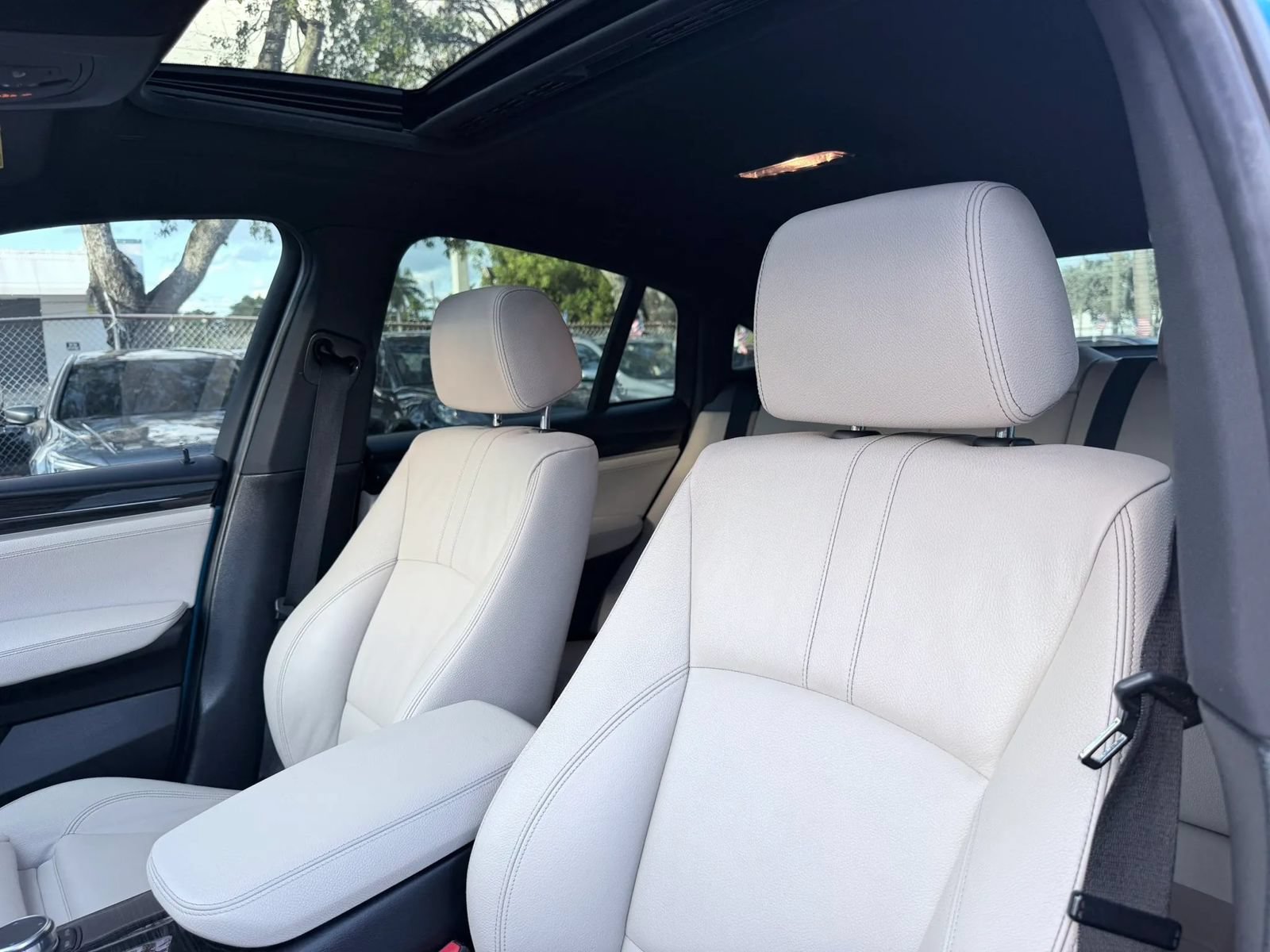 Used 2018 BMW X4 M40i AWD/4WD image 32