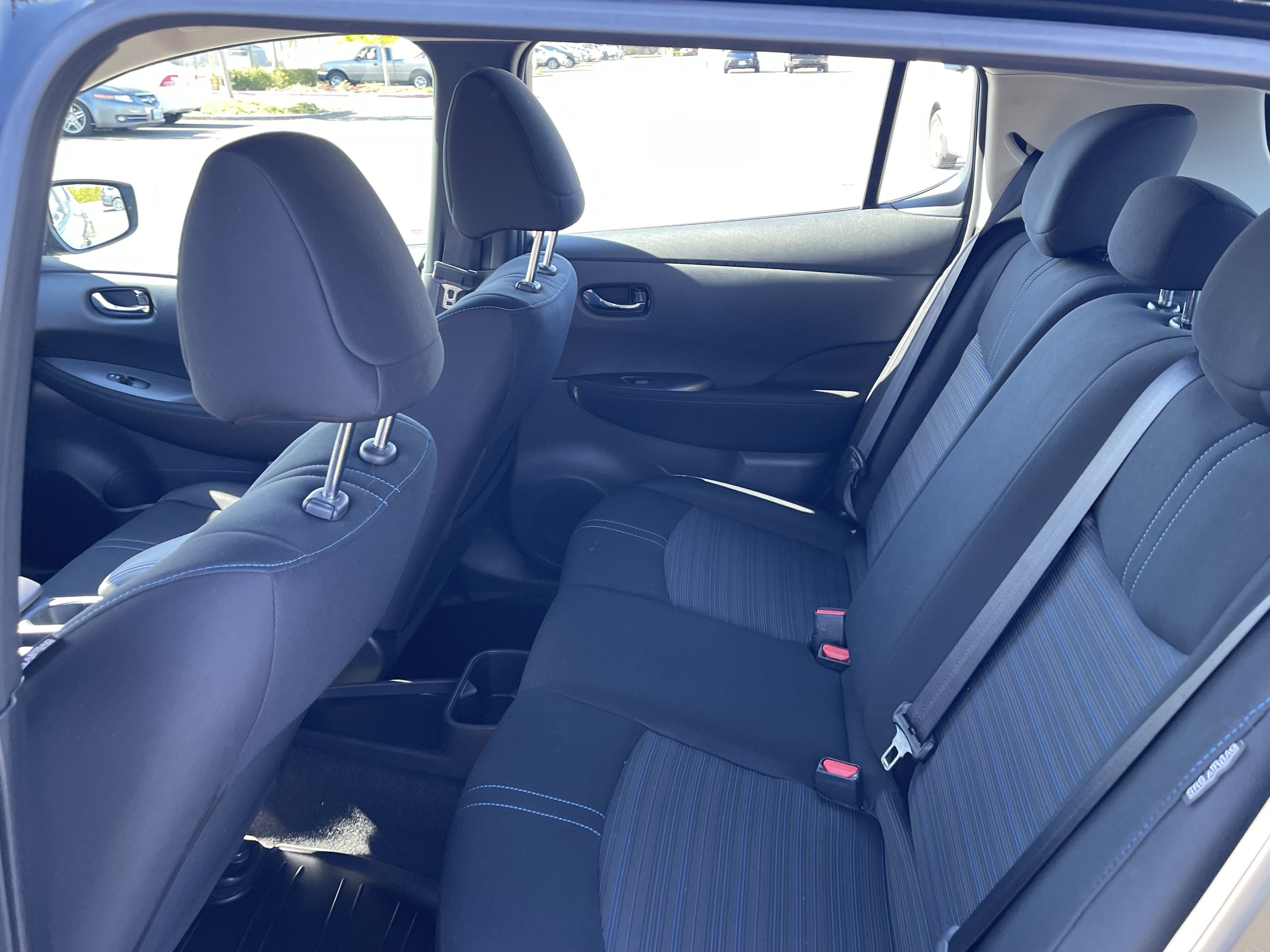 Used 2025 Nissan Leaf S FWD image 14