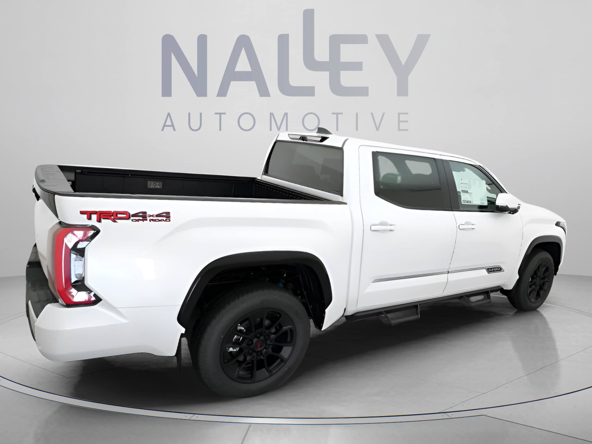 New 2026 Toyota Tundra Platinum w/ TRD Off-Road Package AWD/4WD image 18