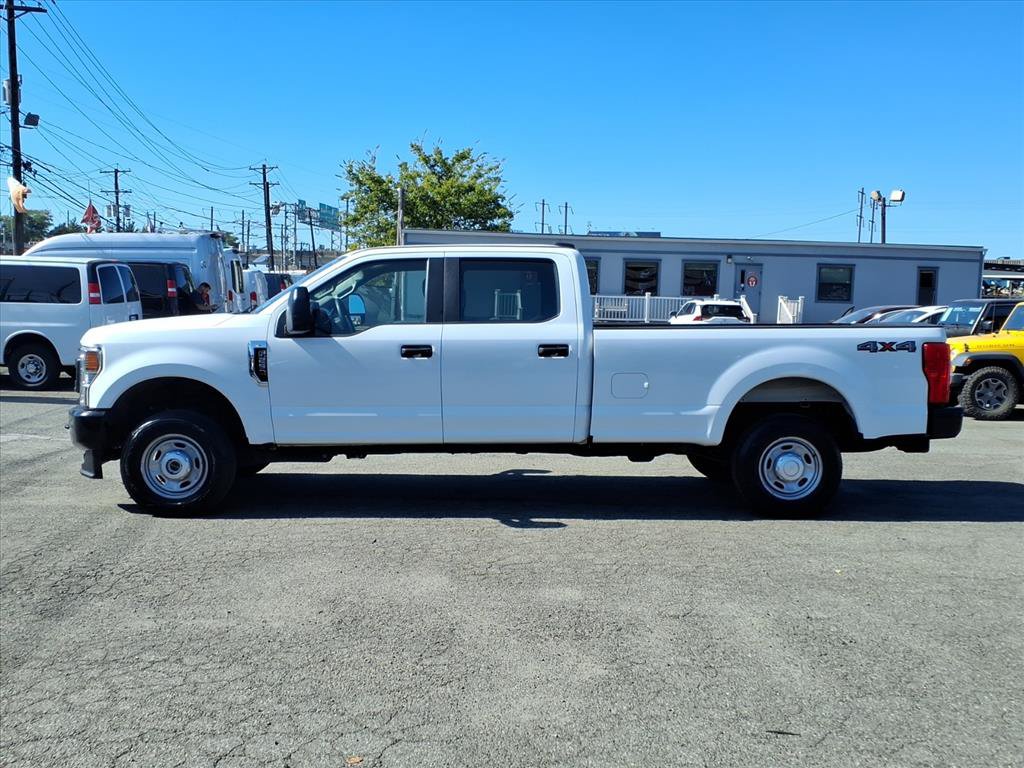 Used 2022 Ford F250 XL w/ Snow Plow/Camper Package AWD/4WD image 4