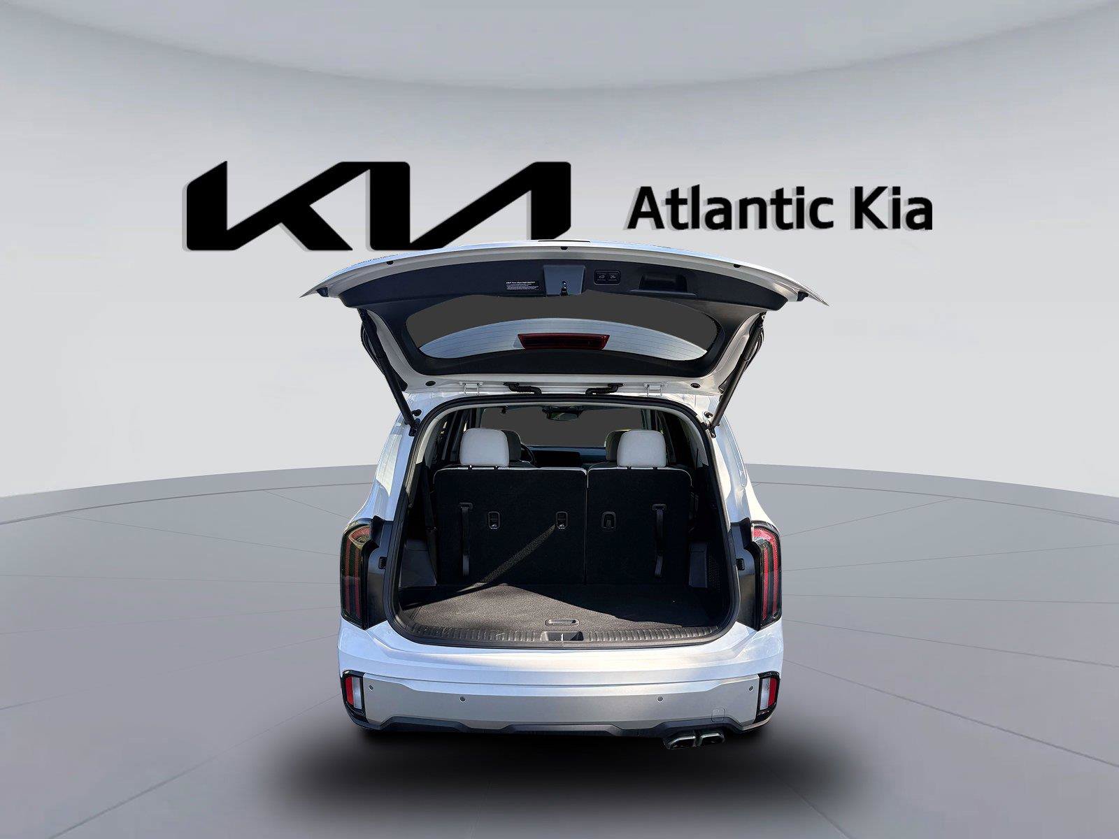 Certified 2025 Kia Telluride EX w/ EX Captain's Chair Package AWD/4WD image 8