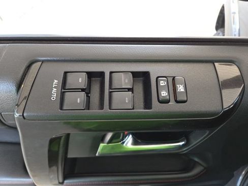 Used 2019 Toyota 4Runner TRD Off-Road AWD/4WD image 50