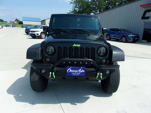 Used 2016 Jeep Wrangler Sport image 8