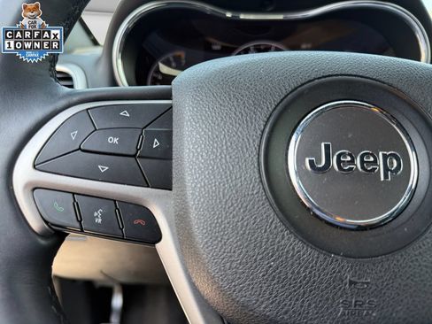 Used 2018 Jeep Grand Cherokee Limited AWD/4WD image 25