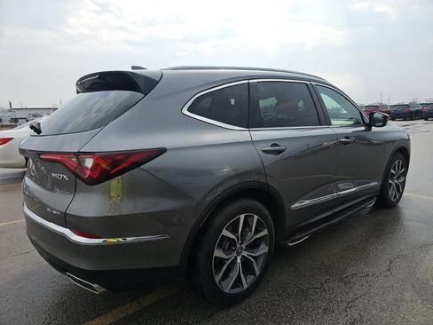 Used 2024 Acura MDX SH-AWD w/ Technology Package image 2