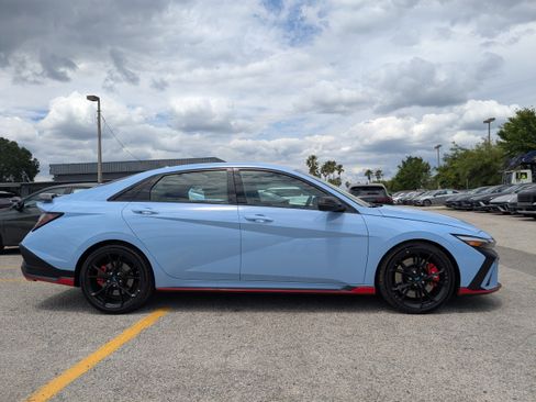 Used 2026 Hyundai Elantra N FWD image 4