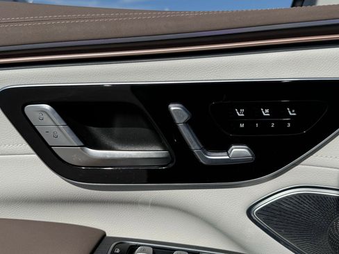 Certified 2023 Mercedes-Benz EQS 580 4MATIC SUV image 19