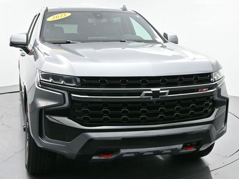 Used 2021 Chevrolet Suburban Z71 w/ Z71 Off-Road Package image 2