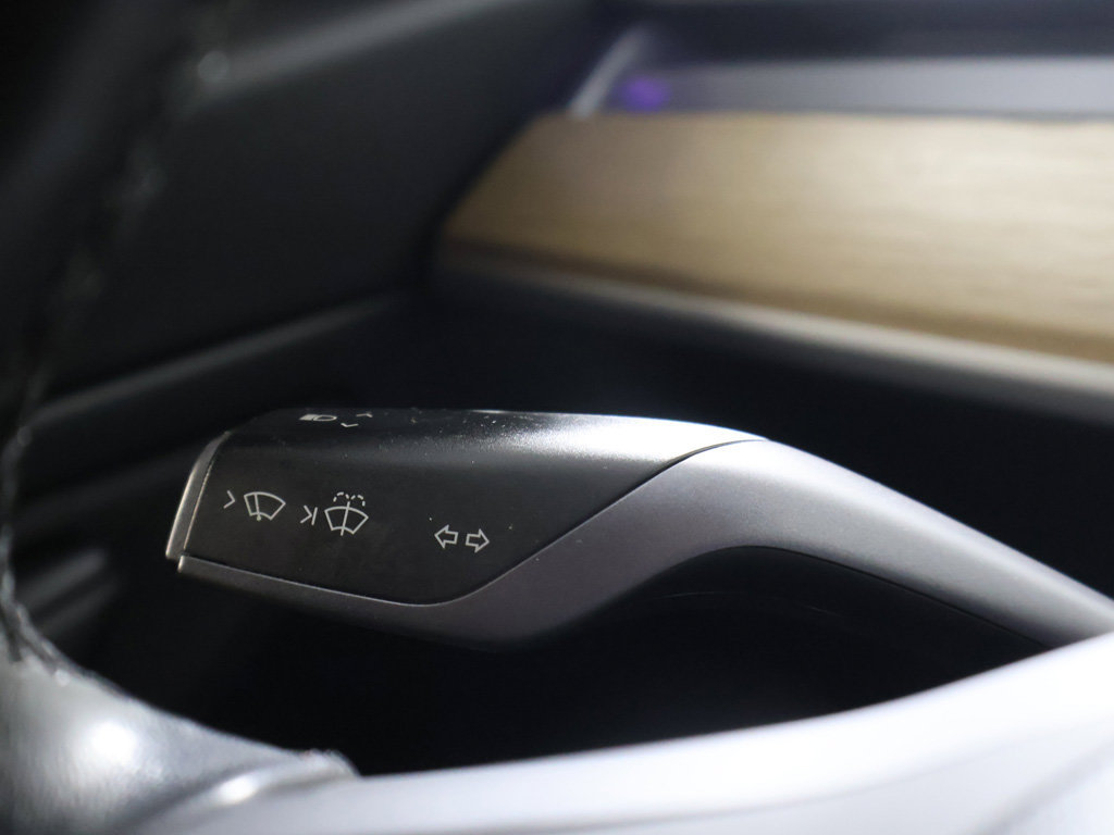 Used 2018 Tesla Model 3 Long Range AWD/4WD image 41