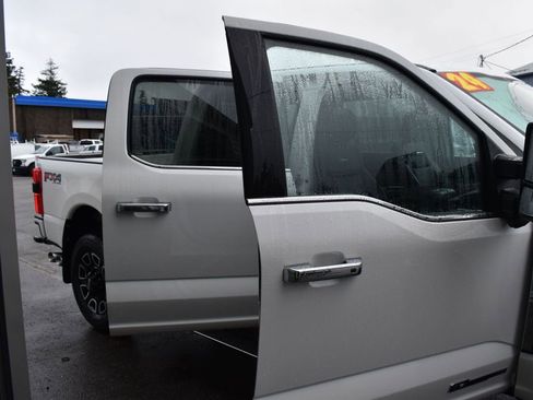 Used 2024 Ford F350 Platinum image 20