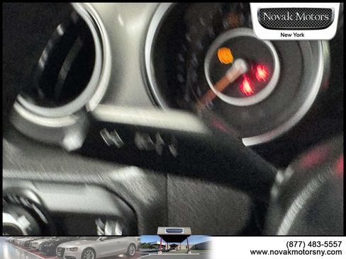 Used 2023 Jeep Wrangler Sport AWD/4WD image 18