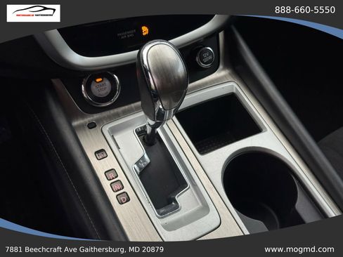 Used 2018 Nissan Murano SV AWD/4WD image 33