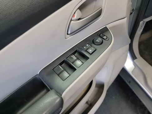 Used 2013 Honda Odyssey LX image 14