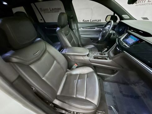 Used 2020 Cadillac XT6 Premium Luxury image 33