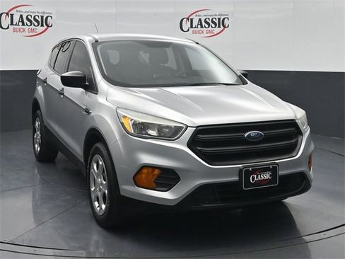 Used 2017 Ford Escape S image 5