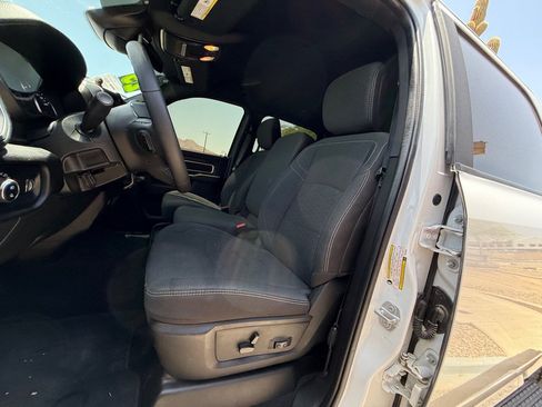 Used 2025 RAM 2500 Big Horn AWD/4WD image 13