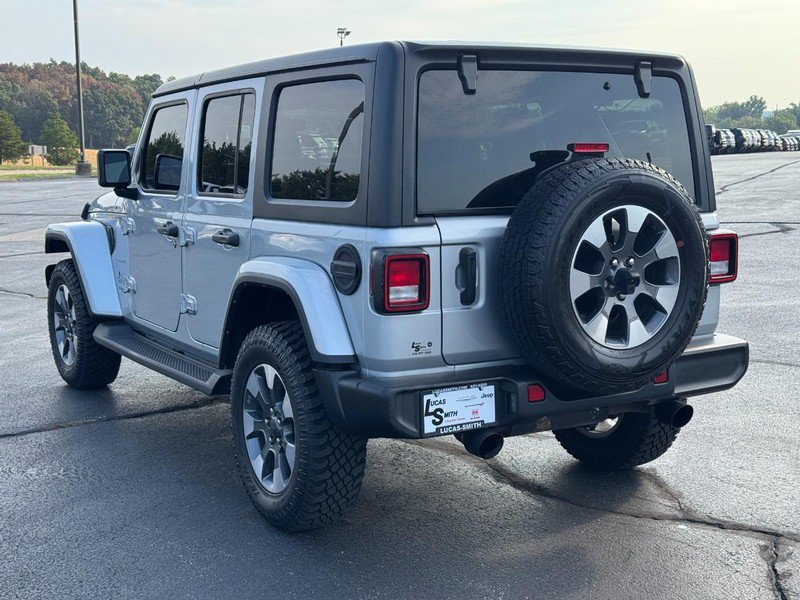Used 2022 Jeep Wrangler Unlimited Sahara w/ Cold Weather Group AWD/4WD image 6