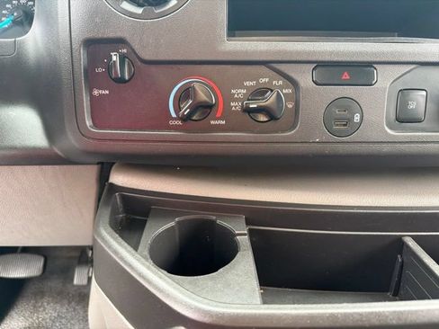 Used 2022 Ford E-450 and Econoline 450 Super Duty w/ Power Windows & Locks Group RWD image 22