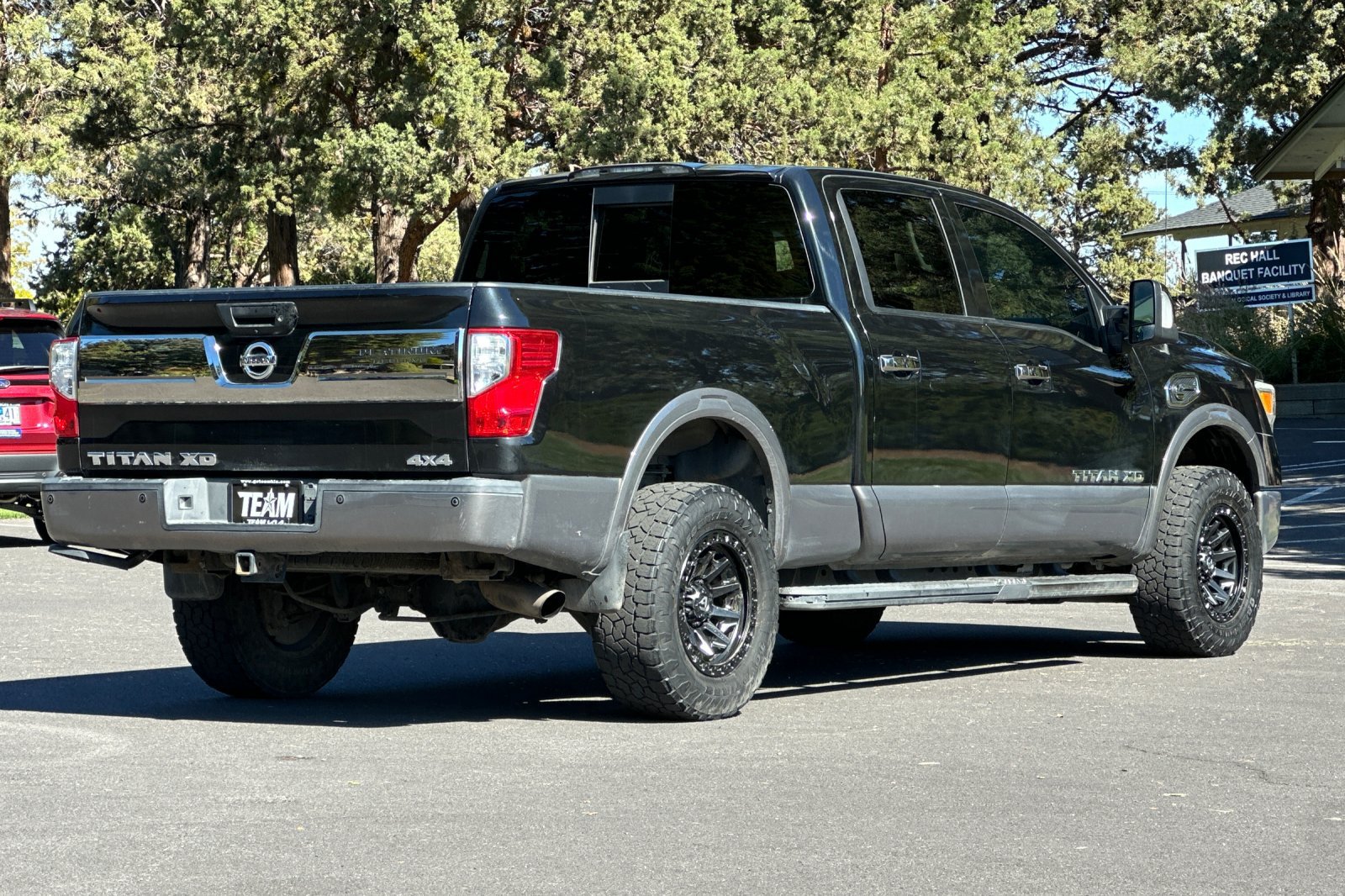 Used 2017 Nissan Titan Platinum Reserve AWD/4WD image 4