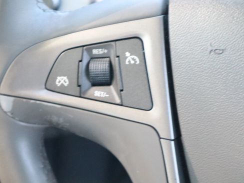 Used 2010 Buick LaCrosse CX FWD image 22