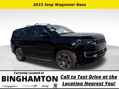 Used 2023 Jeep Wagoneer 4WD w/ Premium Group I image 1