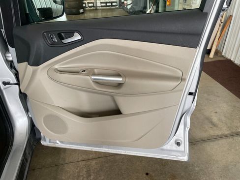 Used 2018 Ford Escape SEL FWD image 23